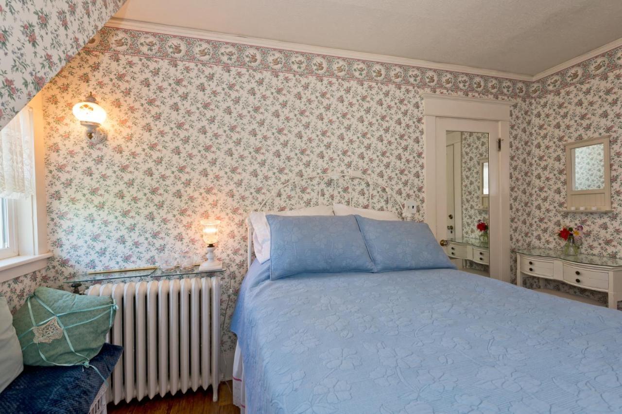 بورت انجيليس Five Seasuns Bed And Breakfast المظهر الخارجي الصورة