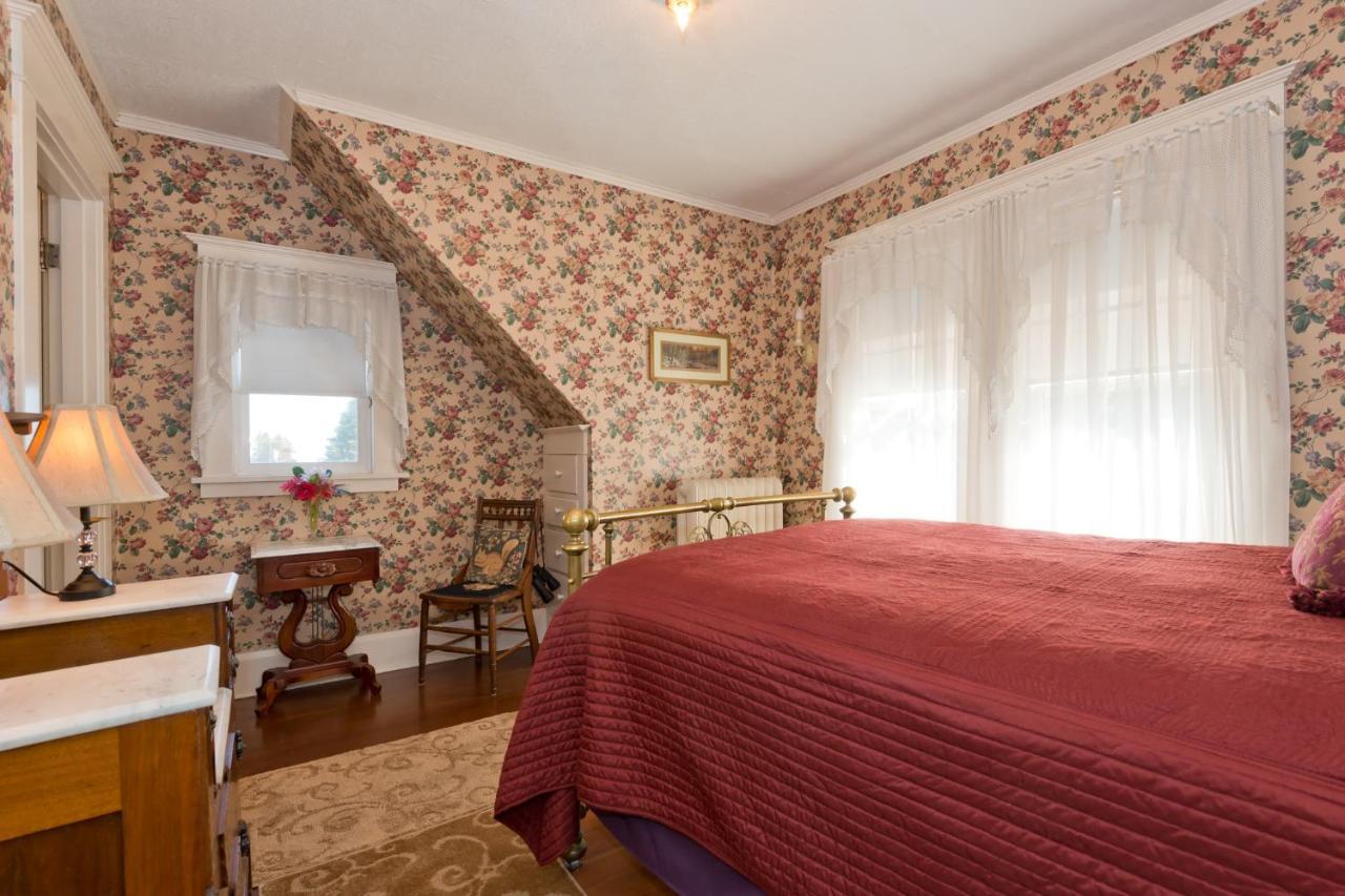 بورت انجيليس Five Seasuns Bed And Breakfast المظهر الخارجي الصورة